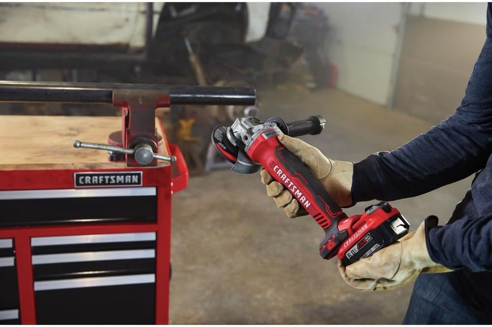 CRAFTSMAN CMCB204-CKR V20 4 Ah Lithium-Ion Battery and Charger Starter Kit (Renewed)