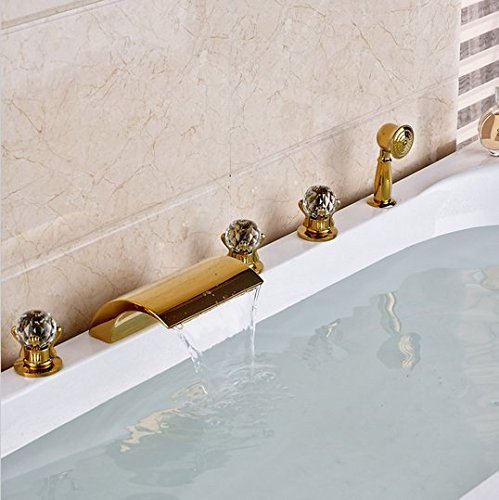 Robinet laiton baignoire et pommeau de douche pour une salle de bain zen