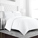 Beckham Hotel Collection Luxury Soft Brushed Microfiber Duvet Cover Set with Embossed Diamond Pattern - King/California King - White