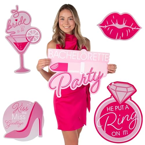 Décorations découpées papier cartonné rose EVJF pour embellir rapidement les grands murs vides