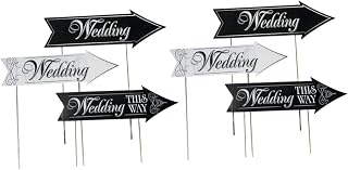 2Sets Wedding Directional Signs Lightweight Outdoor Decorations Arrow Design This Way Wedding Road Signs for Easy Venue Navigation and Romantic Atmosphere