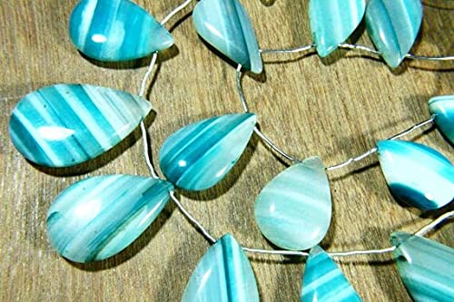 Agate bleue naturelle d'exception en grands cabochons poires lisses