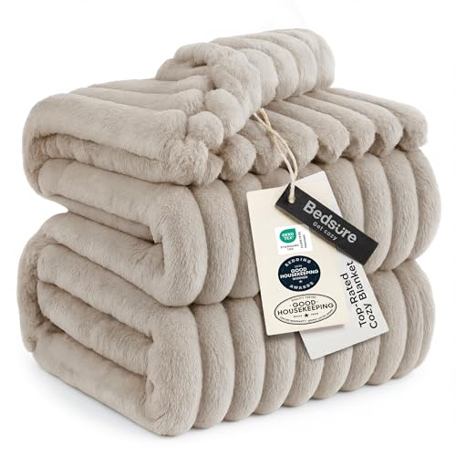 Bedsure GentleSoft King Size Blanket for Bed - Cozy Soft Blankets for Women, Cute Large Fleece...