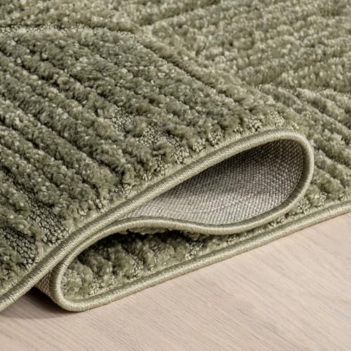 Image of nuLOOM Kerry Green Geometric Power Loomed Runner Rug, 2' x 8' | Nuloom Kerry Geometric 2' x 8' Runner Rug for Living Room Bedroom Dining Room Entryway Hallway, Green