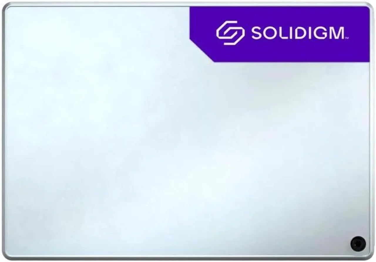 7.68TB PCIe 4.0 x4 QLC 3D5 SSD by Solidigm