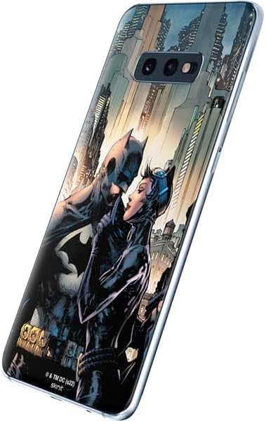 Skinit Decal Phone Skin Compatible with Samsung Galaxy S10e - Officially Licensed Warner Bros Batman and Catwoman Design