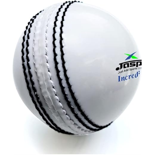 IncrediBall Soft T20 Cricket Training Ball 229 cm