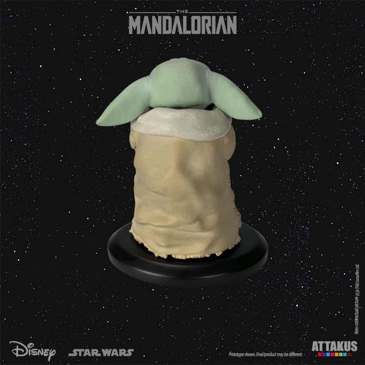 Star Wars: The Mandalorian Classic Collection statuette 1/5 Grogu Feeling Sad 10 cm
