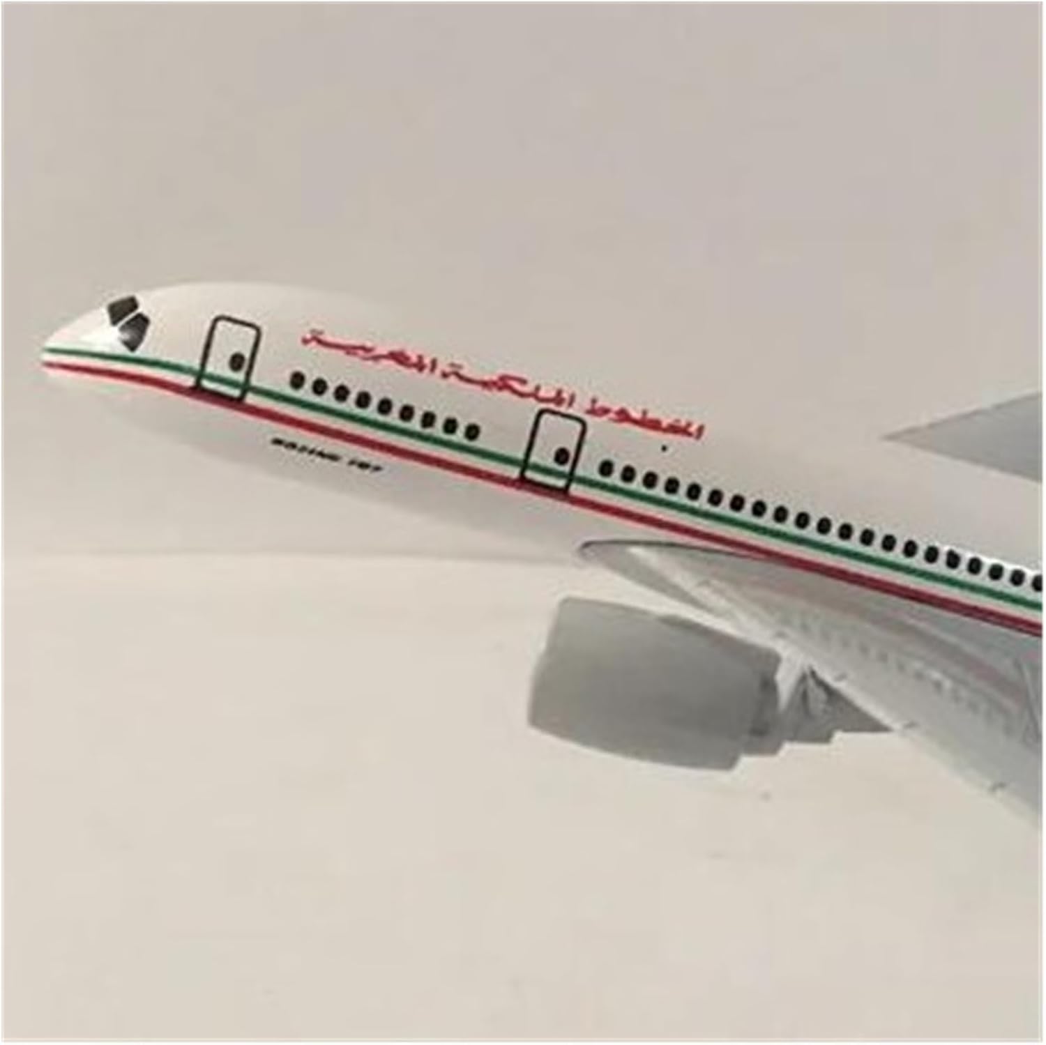 1 400 A330-300 金属ダイカスト合金シミュレーションスケール航空機