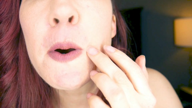 Watch How to Use an IPL Laser Hair Remover Device at Home on