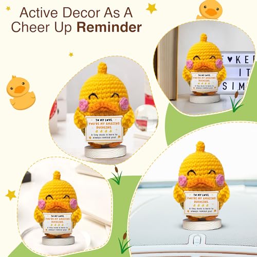 Patito de crochet con mensaje positivo de amor para regalar a tu novio 5