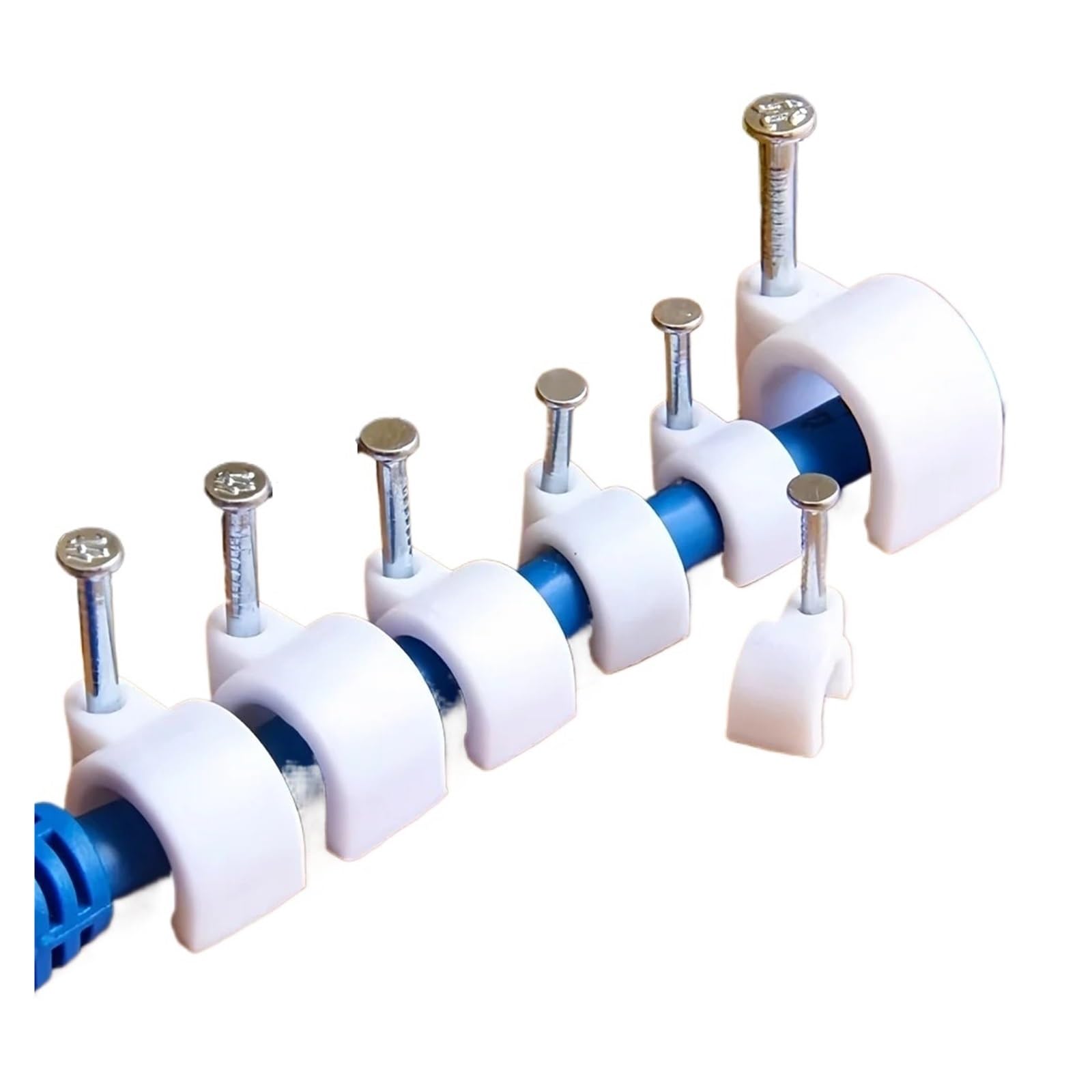 Gkirqvpe 100Pcs 9Mm Cable Clips ， Steel Nail Wire Clip 100Pcs Round Cable Clips C Shaped Management Nylon Carbon Steel 4-18Mm(100Pcs 9Mm)