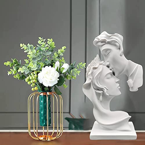 Estatua abstracta de pareja besándose en resina blanca miniatura 2