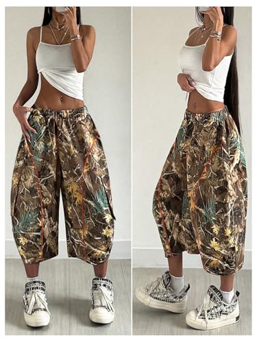 WDIRARA Women's Camo Baggy Cargo Pants Streetwear Capris Sweatpants with Flap Pocket4