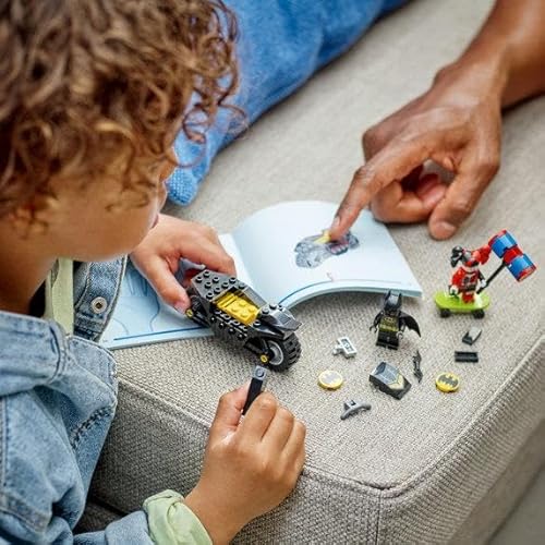 Lego 6385833 Dc Batman Versus Harley Quinn 76220, Superhero Action Figure Set With Skateboard And Motorcycle Toy For Kids thumb #1