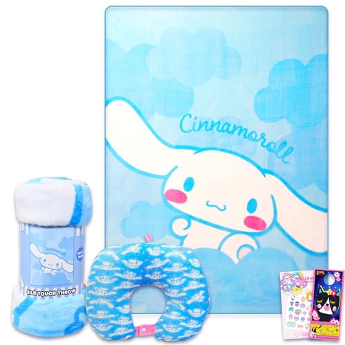 SANRIO Hello Kitty - Set di coperta da viaggio e cuscino per ragazze, con coperta, cuscino, tatuaggi, altro ancora, accessori da viaggio per bambini e bambine