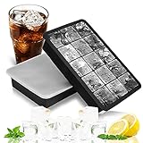 Instrucciones del paquete: 2 piezas de bandeja de cubitos de hielo con tapa. Cada bandeja de cubitos de hielo puede hacer 15 cubitos de hielo a la vez (el tamaño del cubo de hielo es de 3,2 * 3,2 * 3,2cm). Puede hacer un cubo de hielo o comida de verano con sus hijos y disfrutar de la experiencia de hacer hielo.