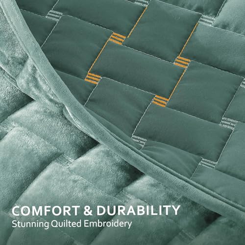 Image of Grassix Velvet Quilt Set King Size, Luxury Geometric Design, Aqua Green