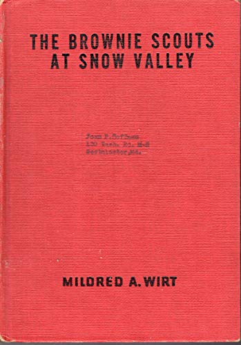 The Brownie Scouts at Snow Valley B0007FB17Y Book Cover