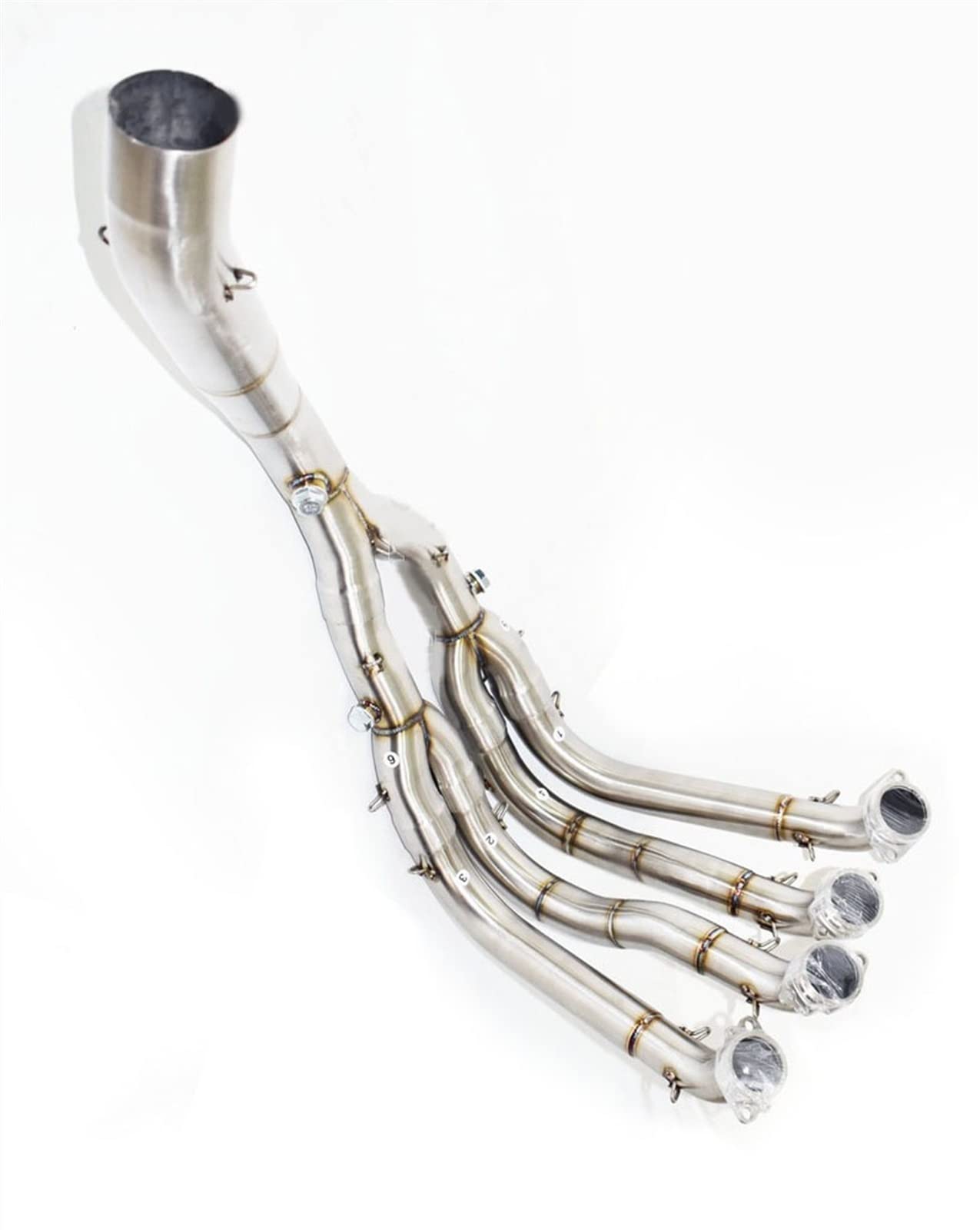 Sistema de escape modificado BMW S1000RR para solucionar retención de gases