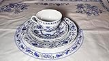 Porcelaine à motif oignon Kahla Service à café 3 pièces en porcelaine avec motif oignon, soucoupe et assiette à gâteau. Après les années 90, passe au lave-vaisselle et en parfait état