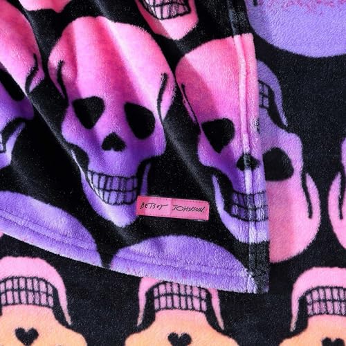 Image of Betsey Johnson - Blanket, Buttery-Soft Throw Blanket for Couch or Bed, Boldly Plush & Oversized Bedding (Skull Ombre Black, 50 inch x 70 inch)