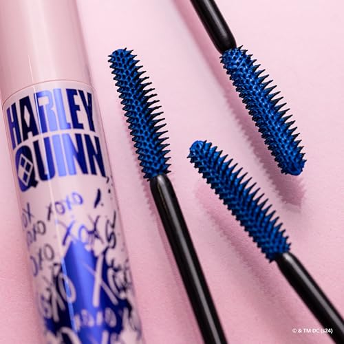 Máscara de cílios colorida essence Harley Quinn 02 azul