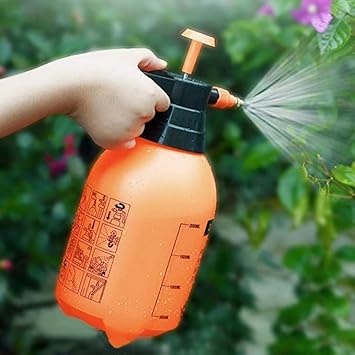 ROSEVELT 2 Lt Sprayer Portable Pressure Garden Spray Bottle Kettle Plant Flowers Watering Can Pressurized Sprayer Gardening Tools car and Bike wash