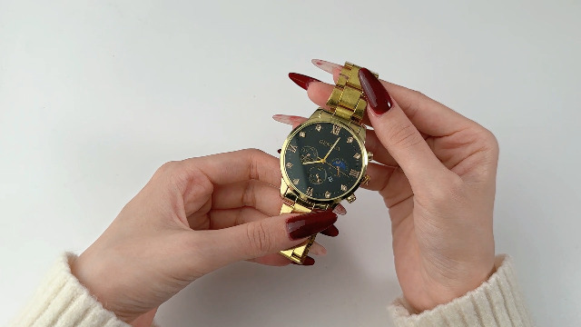 Amazon | 腕時計 メンズ ゴールド ステンレス ブレスレット: 夜光