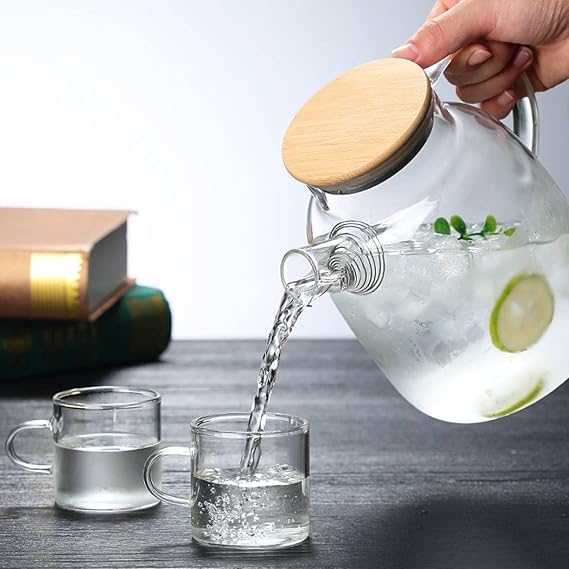 ROSEFINCH Glass Water Jug with Wooden lid, Glass Kettle, Large Handle with picher Set of 1, Transparent, Water for Hot/Cold Water, Bottle, Milk, Juice, Iced Tea, 1 Pcs Clear. 1