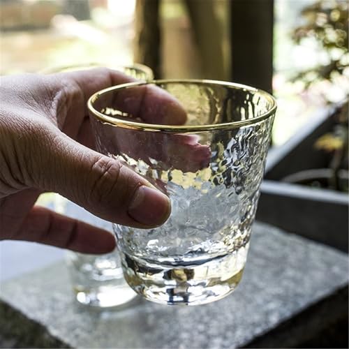 Vasos de agua pequeños de cristal transparente con textura de vidrio martillado 4