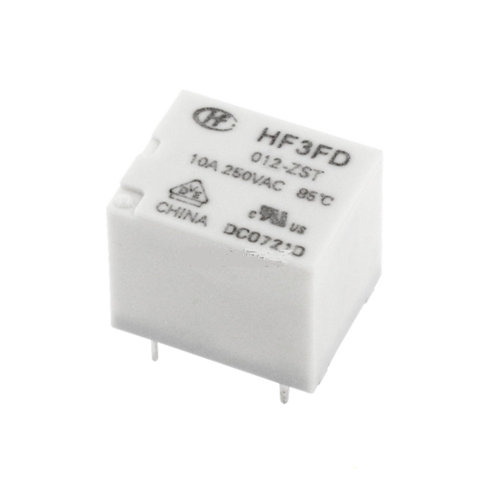 Relé de potencia HF3FD-012-ZST con alta capacidad de conmutación 10A 2