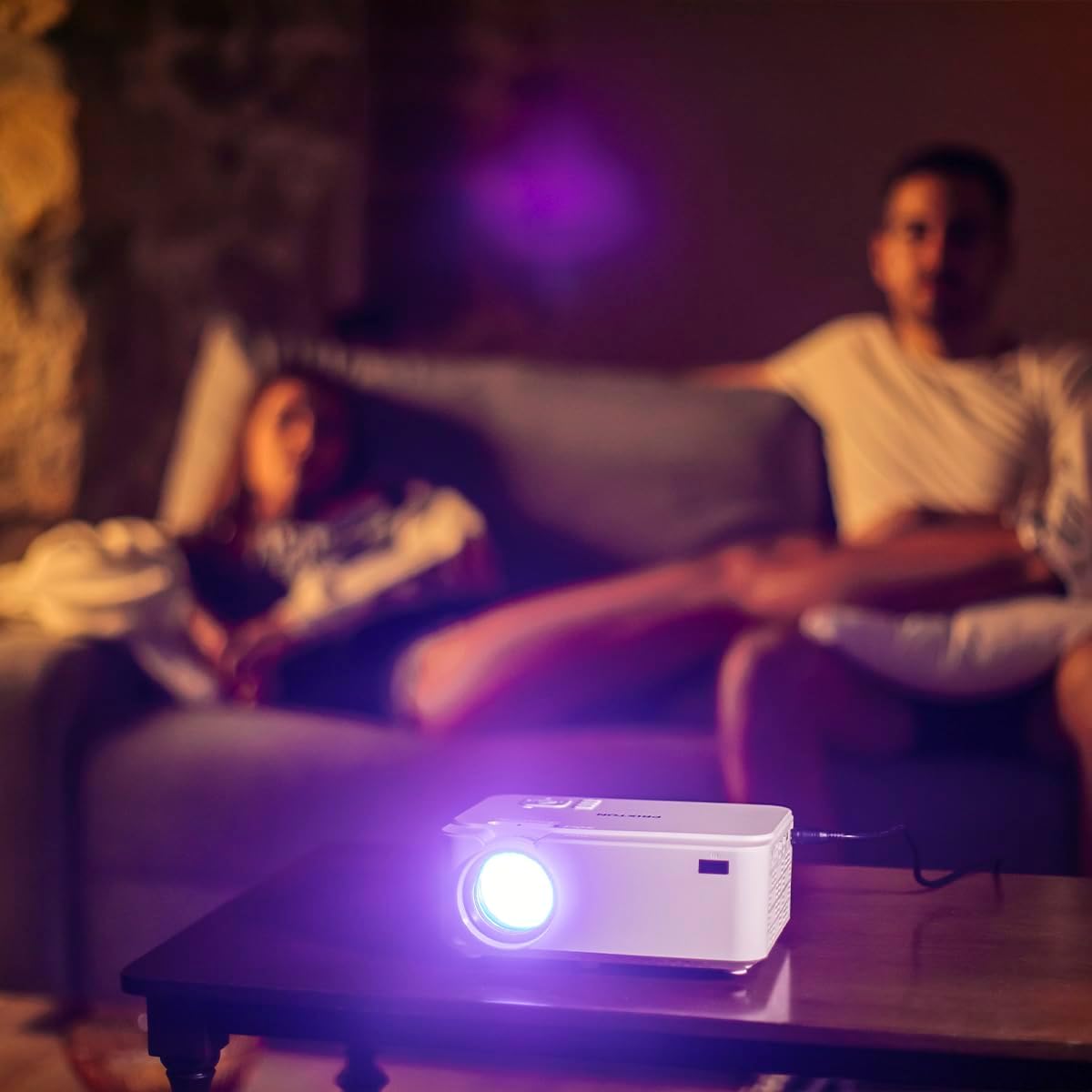 lateral view of the Prixton Goya P20 projector showing HDMI, USB, AV, and MicroSD ports