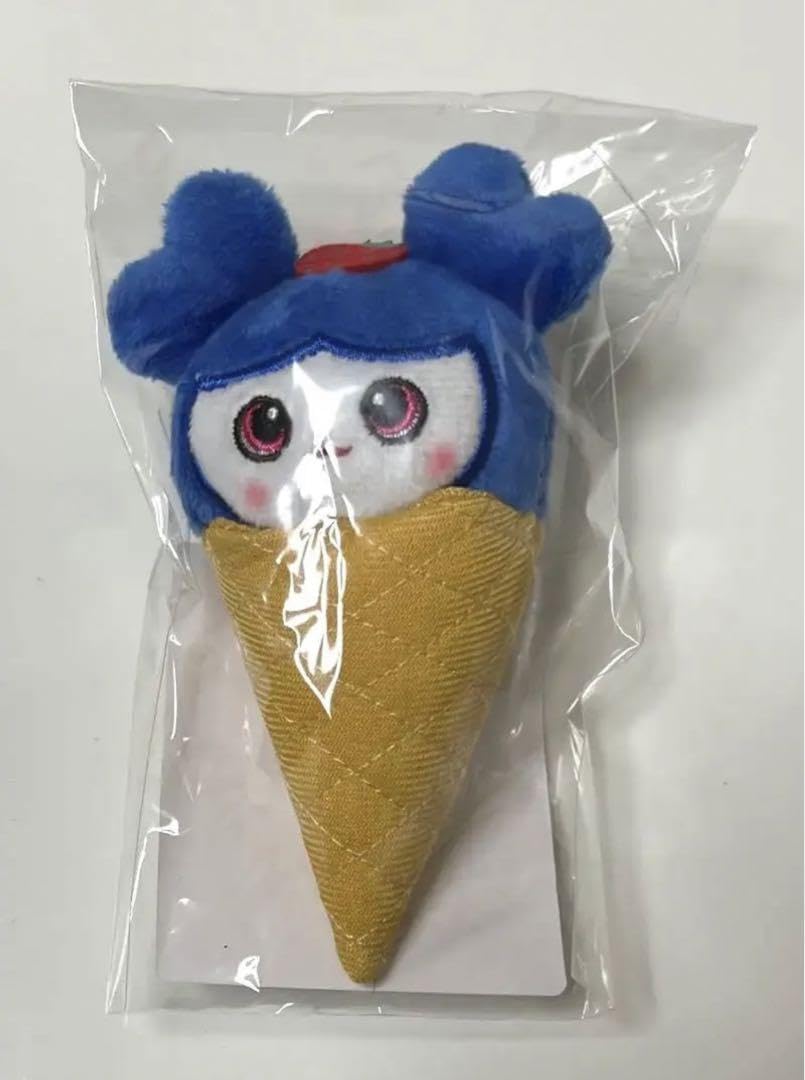 Amazon | TWICE ツウィ ラブリー ぬいぐるみバッチ | バッジ | おもちゃ
