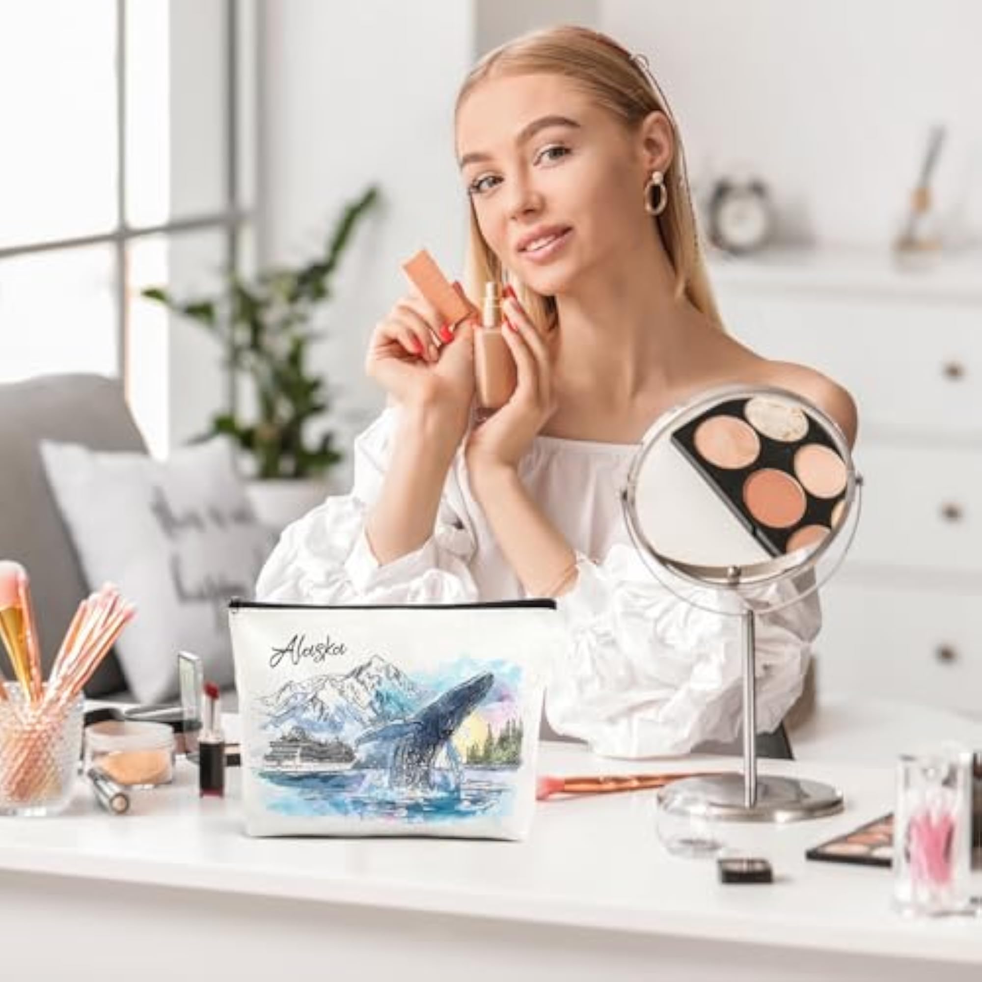 Travel Souvenirs Makeup Bag, Small Cosmetic Pouch for Women