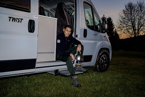 Brennenstuhl LED Akku Campinglampe CAL 1 (350 lm, IP44, bis zu 75h Leuchtdauer, stufenlos dimmbar, Farbtemperatur einstellbar, wiederaufladbare USB Outdoor Lampe mit Hanfseil und Bambussockel)