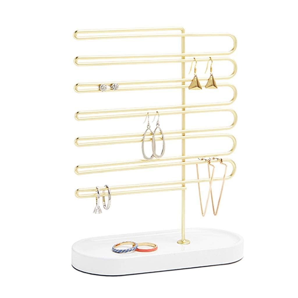 Range-bijoux doré compact pour ne plus jamais perdre vos petites puces