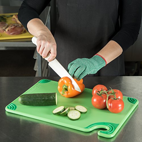 Image of San Jamar Saf-T-Grip Plastic Cutting Board with Safety Hook, 12 inch x 18 inch x 0.5 inch, Green (Pack of 2)