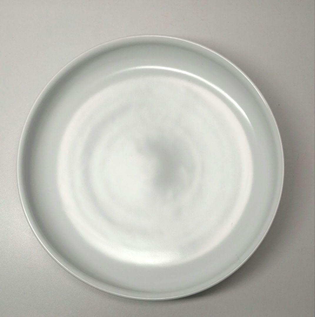 中村清六 造 高麗庵清六窯 白磁 大鉢 共箱　直径25㎝ 佐賀県重要無形文化財 中村清六 造 高麗庵清六窯 白磁 大鉢 共箱 直径25㎝ 佐賀県重要無形