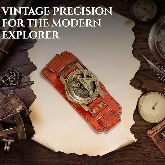 Brújula de pulsera antigua de latón con correa de cuero miniatura 4