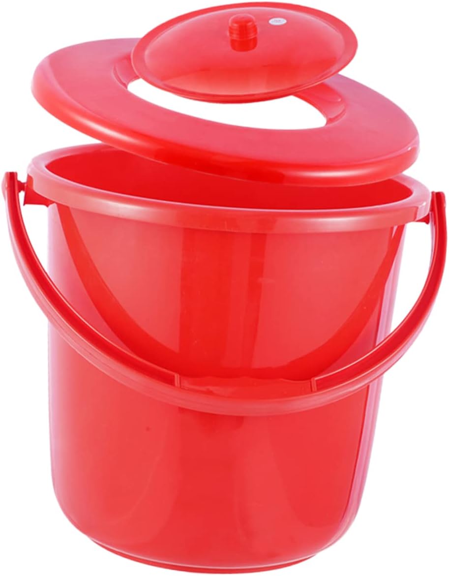 Portable Urinal Toilet with Lid Compact Chamber Pot for Adults Elderly Pregnant Lightweight Durable Design for Home and Travel Use Easy to Carry Non-Slip Base for Stability