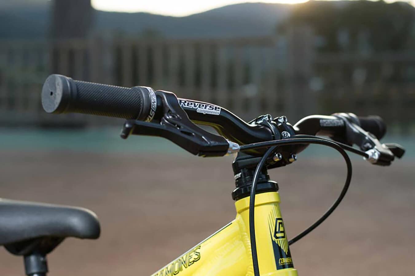 Reverse Youngstar Guidon de vélo pour enfant Noir 31,8 mm x 520 mm
