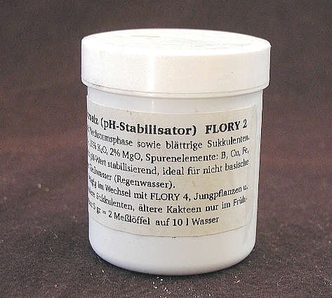 Uhlig Kakteen Spezial-Nhrsalz Flory 2 15% N, 10% P205, 15% K2O, 2% MgO,  100 g : Amazon.de: Garten