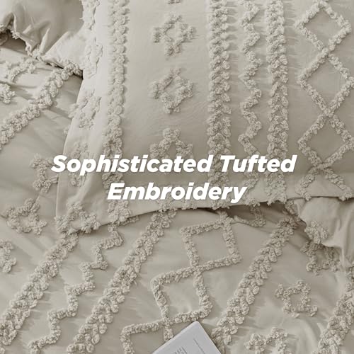 Bedsure Tufted Boho Comforter Set Full Size - Linen Boho Bed Set, GentleSoft™ 3 Pieces Farmhouse Shabby Chic Embroidery Bedding, Gifts for Woman, Soft Jacquard Full Comforter for All Seasons