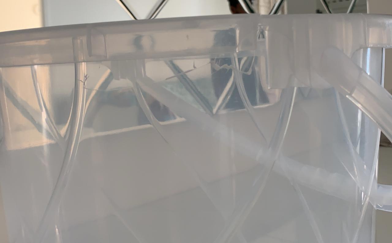 PRIMA MILTON Plastic Orbit Tint Bucket And Matching Mug, Clear, 20 L