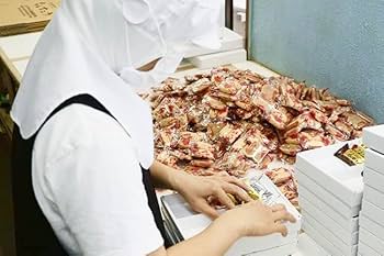 マリ様　純銀 鎚目 蓋付き 菓子器 茶道具 共箱有り 重量約185g 純銀 鎚目 蓋付き 菓子器 茶道具 共箱有り 重量約185g fit=scale-