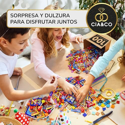 Grupo de niños disfrutando de chuches Cia&Co, muestra de alegría y diversión en fiestas