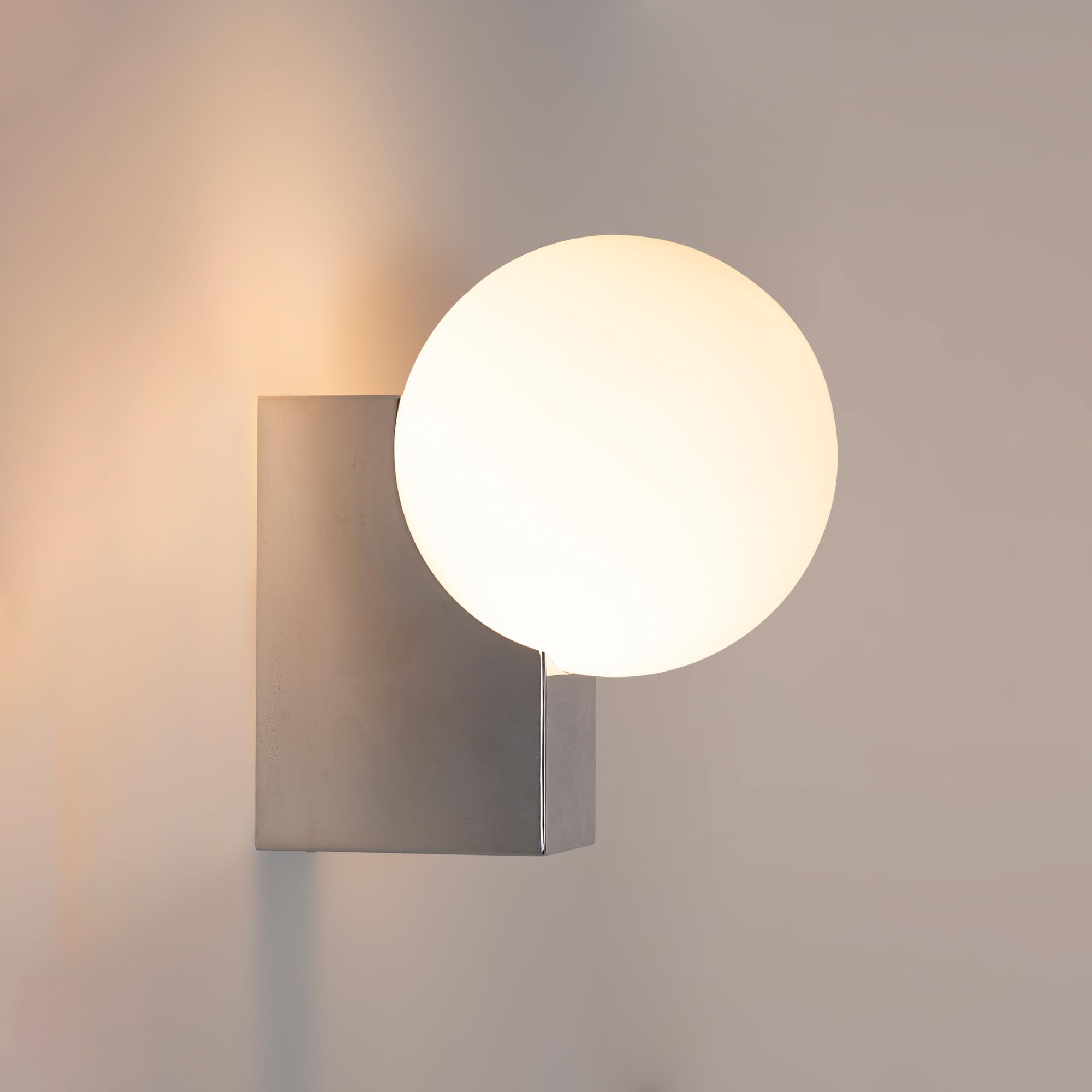 BARCELONA LED Applique Murale SIDERAL BARCELONA LED avec Boule en Verre Opalin, Lampe Murale Intérieure Minimaliste Moderne avec Base en Aluminium Chrome, G9 pour Chambre Salle de Bain Couloir Salon
