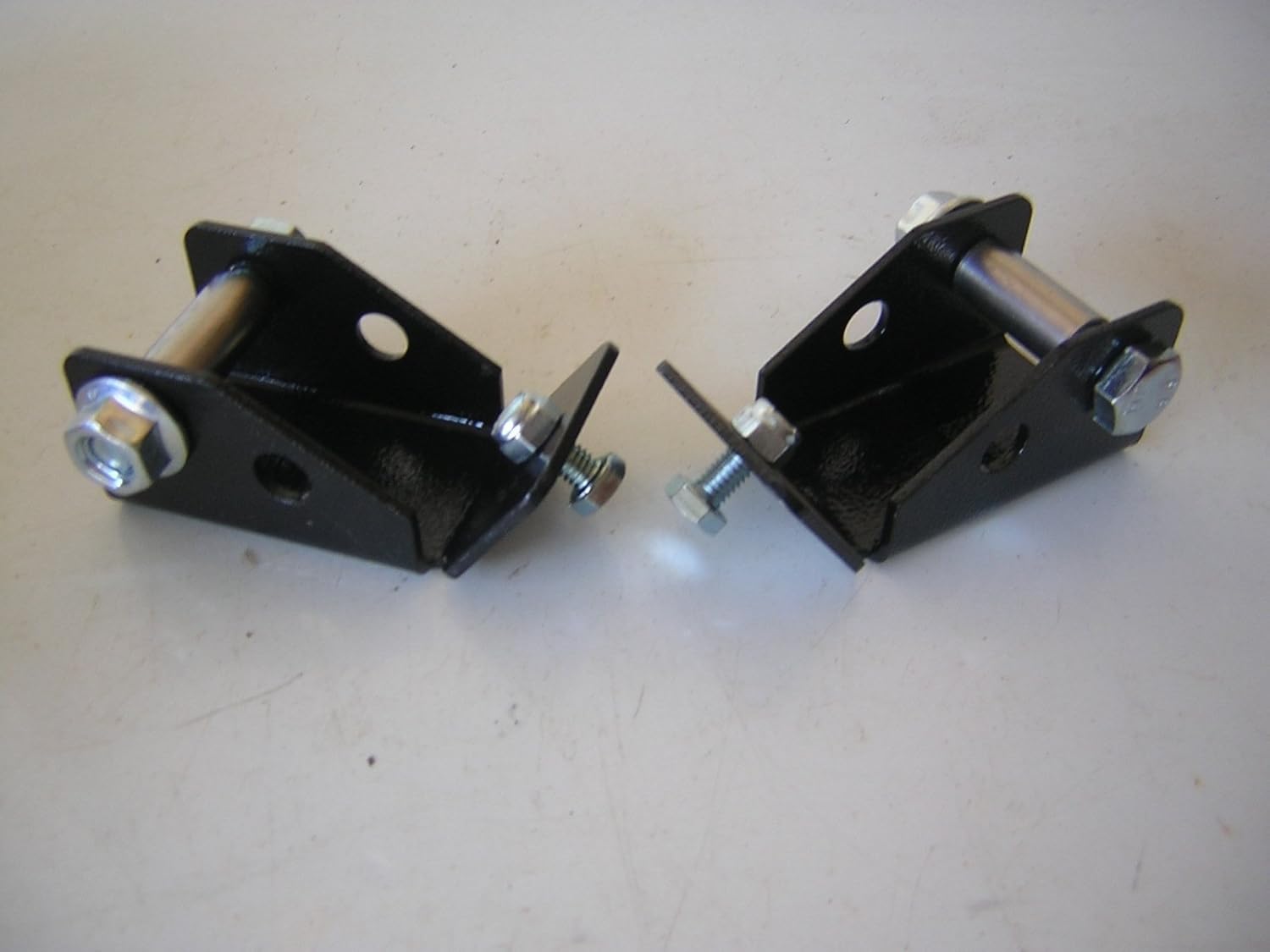 Rough Country Rear Shock Relocation Brackets for 97-06 Jeep Wrangler TJ - 1185,Black