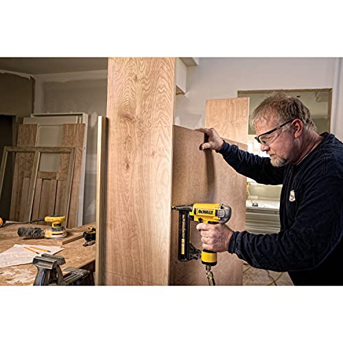 DEWALT DPG59 Reinforcer Rx-Bifocal High Performance Protective Eyeware with Rubber Temples and Protective Eyeglass Sleeve - Clear Lens, 2.0 Diopter by DEWALT - Image 8